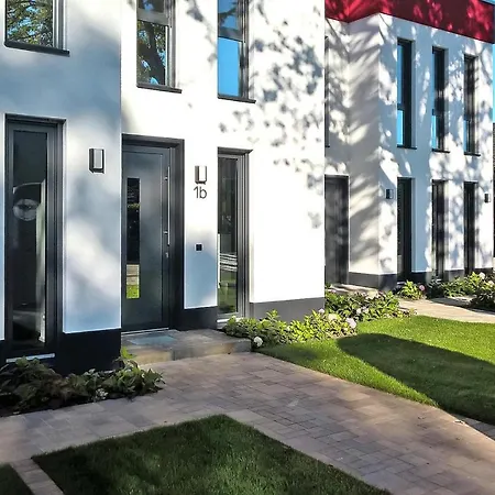 Дом отдыха Doppelhaushaelften, Штраусберг