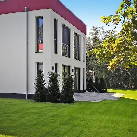 Semi-detached Houses, Ferienhaus Strausberg
