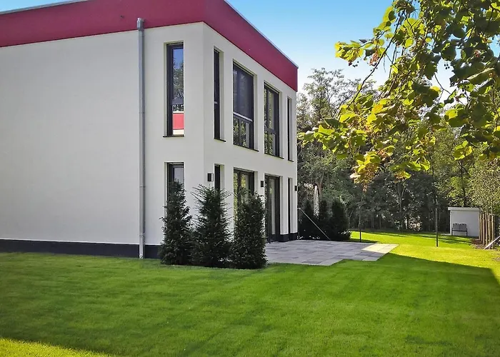 Doppelhaushaelften, Holiday home Strausberg